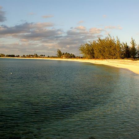 Tranquillity On The Bay Resort Major's Cay Exterior photo